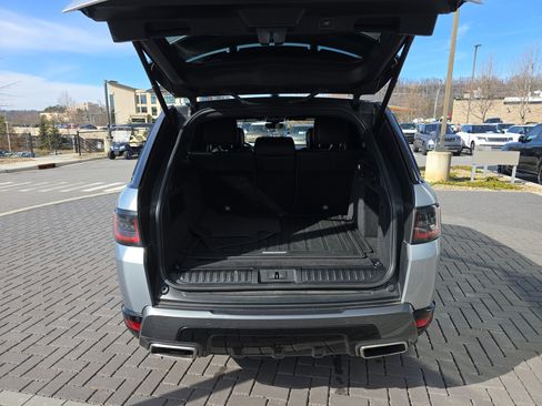 Used 2019 Land Rover Range Rover Sport HSE image 7