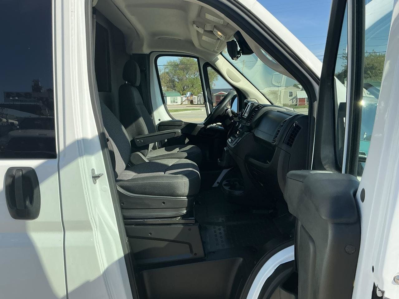 Used 2023 RAM ProMaster 1500 FWD image 13