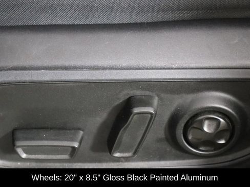 Used 2023 Jeep Grand Cherokee Limited w/ Black Appearance Package AWD/4WD image 24