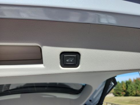 New 2026 Buick Enclave Avenir w/ Super Cruise Package image 9