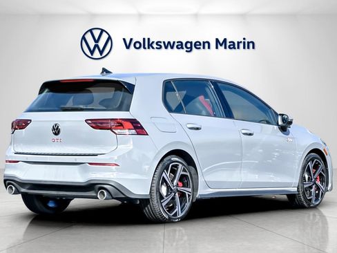 New 2026 Volkswagen Golf SE image 5