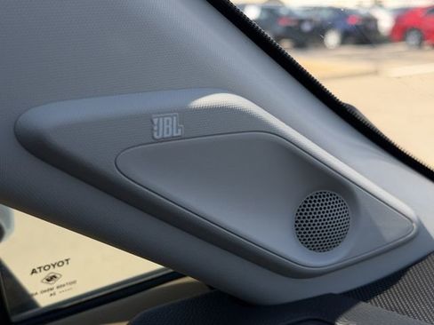 Used 2024 Toyota RAV4 Limited image 23