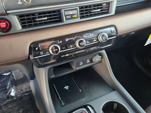 New 2026 Honda Pilot Touring image 23