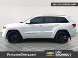 Used 2021 Jeep Grand Cherokee Laredo X image 3