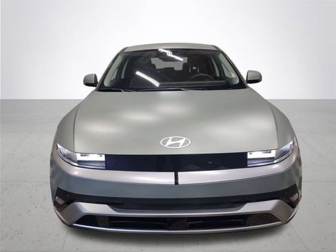 New 2026 Hyundai Ioniq 5 SEL image 3