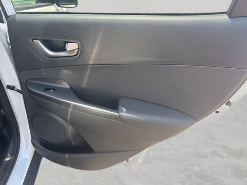 Used 2020 Hyundai Kona Ultimate AWD/4WD image 34