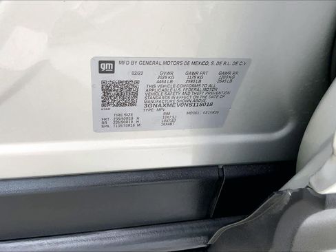 Used 2022 Chevrolet Equinox RS w/ Infotainment Package FWD image 35