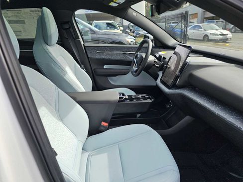 New 2025 Volvo EX30 Ultra w/ Protection Package Premier image 10
