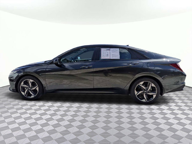 Used 2023 Hyundai Elantra SEL w/ Convenience Package FWD image 7