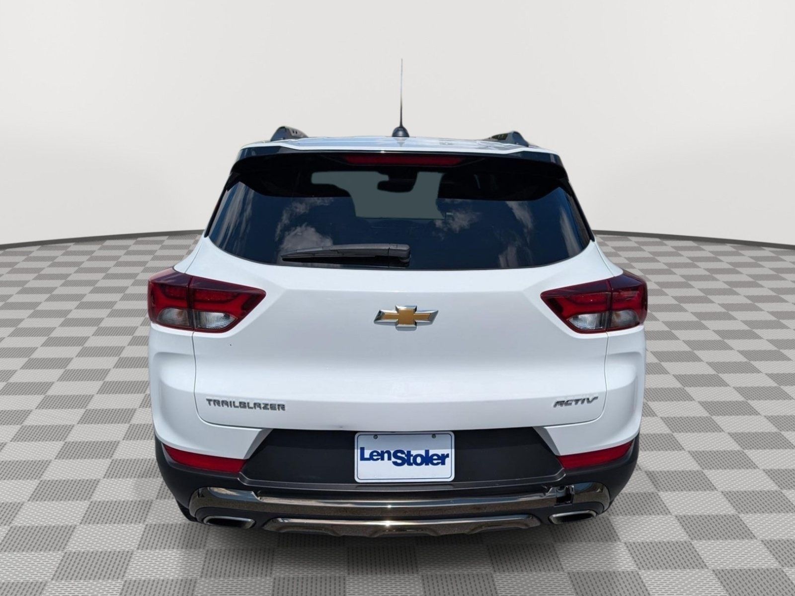 Used 2023 Chevrolet TrailBlazer ACTIV w/ Convenience Package FWD image 4