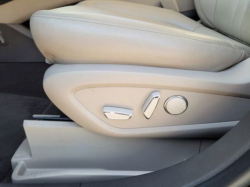 Used 2021 Lincoln Nautilus FWD image 19