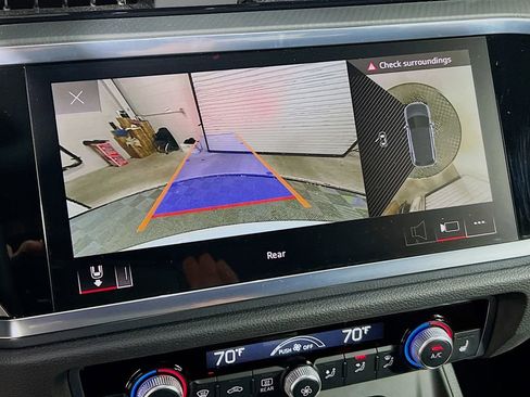 Used 2023 Audi Q3 2.0T Premium Plus w/ Premium Plus Package image 16