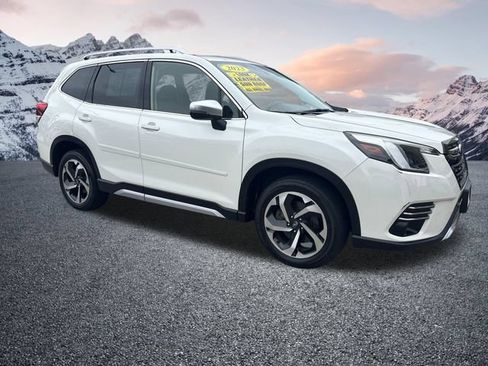 Certified 2023 Subaru Forester Touring AWD/4WD image 1