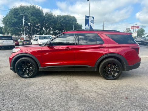 Used 2024 Ford Explorer ST-Line w/ Class IV Trailer Tow Package RWD image 6