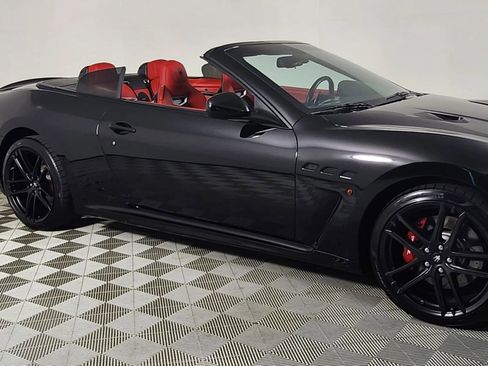 Used 2018 Maserati GranTurismo Sport image 3