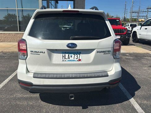 Used 2017 Subaru Forester 2.5i Premium w/ All-Weather Package AWD/4WD image 6