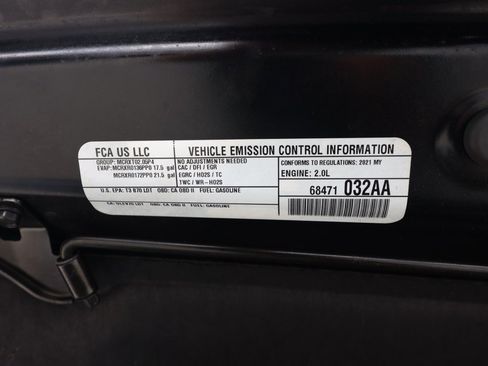 Used 2021 Jeep Wrangler Unlimited Islander image 32