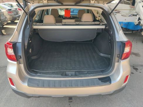 Used 2016 Subaru Outback 2.5i Premium AWD/4WD image 14