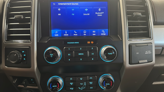 Used 2021 Ford F250 King Ranch w/ King Ranch Ultimate Package AWD/4WD image 15