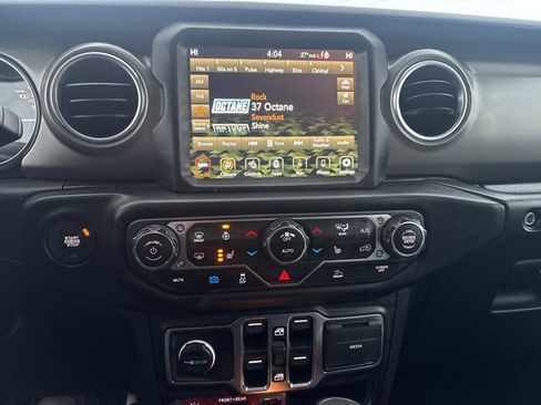 Used 2023 Jeep Wrangler Unlimited Rubicon 4xe w/ Cold Weather Group image 10