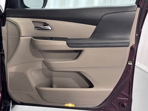 Used 2014 Honda Odyssey EX image 20