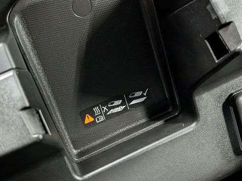 Used 2024 GMC Sierra 1500 Elevation image 26