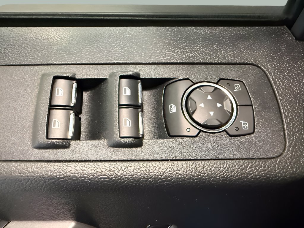 Used 2019 Ford F150 XLT w/ Equipment Group 302A Luxury AWD/4WD image 14