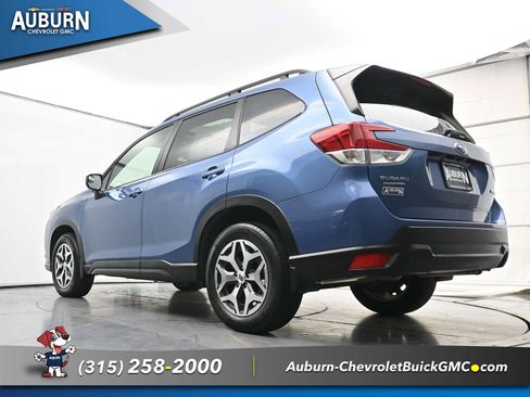 Used 2024 Subaru Forester Premium AWD/4WD image 24