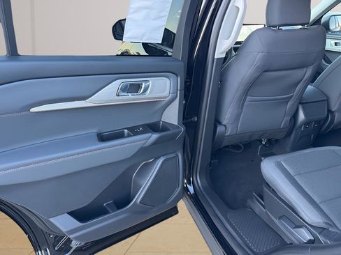 New 2026 Ford Explorer Active image 32