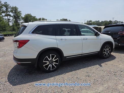 Used 2019 Honda Pilot Touring image 6