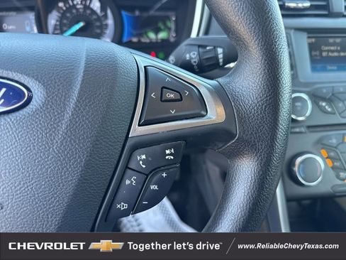 Used 2017 Ford Fusion S image 22