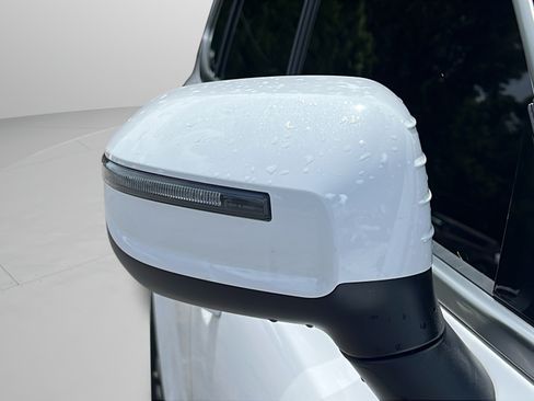 Certified 2023 Kia Telluride EX w/ EX Captain's Chair Package FWD image 28