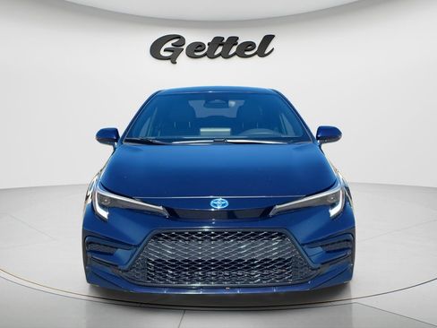 Certified 2023 Toyota Corolla SE FWD image 2