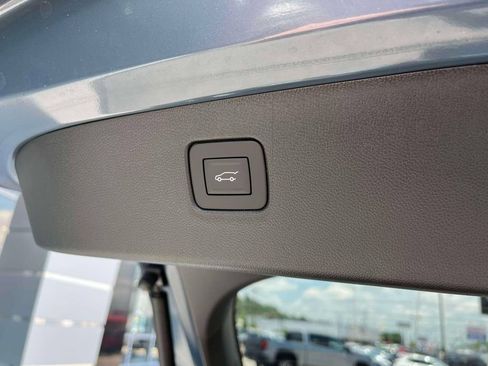 New 2026 Buick Envista Sport Touring FWD image 18