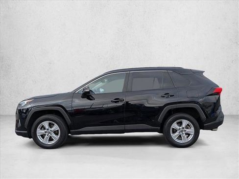 Certified 2021 Toyota RAV4 XLE w/ Convenience Package AWD/4WD image 9