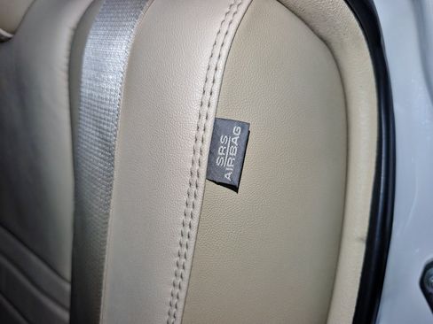 Used 2017 Toyota Camry XLE FWD image 46
