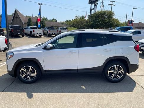 Used 2021 GMC Terrain SLT AWD/4WD image 9