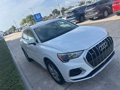 Used 2020 Audi Q3 2.0T Premium AWD/4WD image 3
