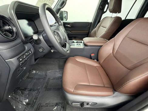 Used 2027 Toyota Land Cruiser AWD/4WD image 22