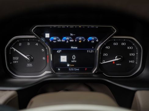 Used 2021 GMC Yukon Denali image 28