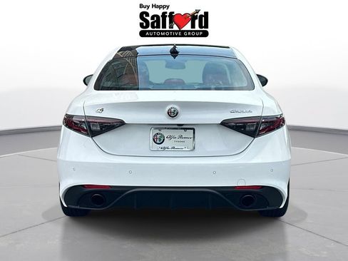 Used 2024 Alfa Romeo Giulia Veloce AWD/4WD image 7
