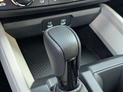 New 2025 Honda Accord SE image 12