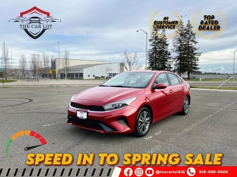 Used 2022 Kia Forte LXS FWD image 1