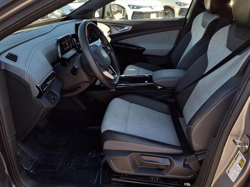 Certified 2023 Volkswagen ID.4 Pro image 17
