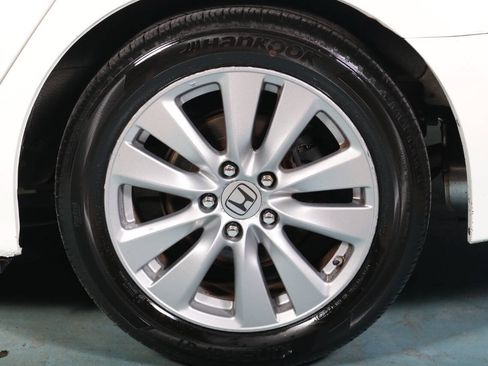 Used 2012 Honda Accord EX-L image 17