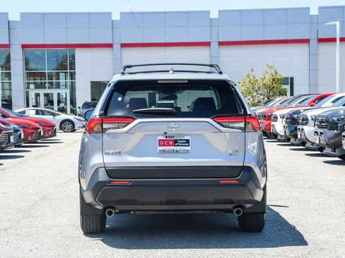 Used 2025 Toyota RAV4 LE AWD/4WD image 8