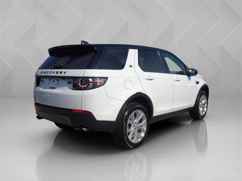 Used 2019 Land Rover Discovery Sport HSE Luxury image 5