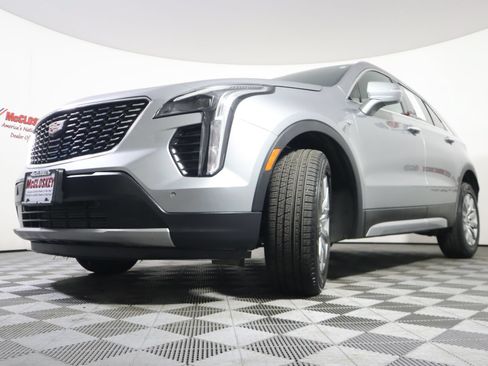 Used 2023 Cadillac XT4 Premium Luxury AWD/4WD image 24