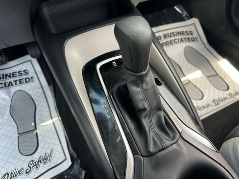 Used 2025 Toyota Corolla LE FWD image 22