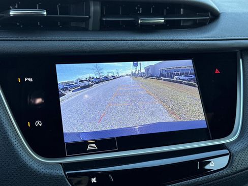 Certified 2025 Cadillac XT5 Premium Luxury image 28